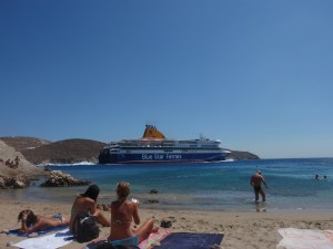 Met de Ferry van en naar Ios. Beleef een top-vakantie