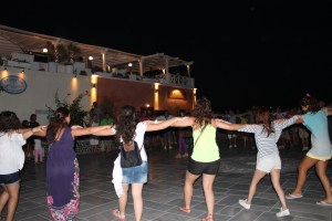 dansen op straat is traditie hier