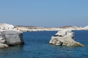 plons er maar in - heerlijk duiekn vanaf excursie boot op Milos