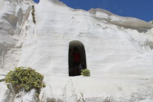 oude grotten Milos in puimsteen - zonvakantie cultuur natuur