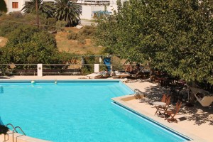 zwembad bij Pension Irene