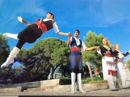 Natural Greece - Dansen na het eten