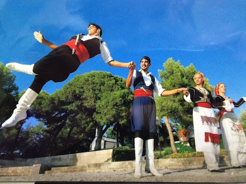 Natural Greece - Dansen na het eten