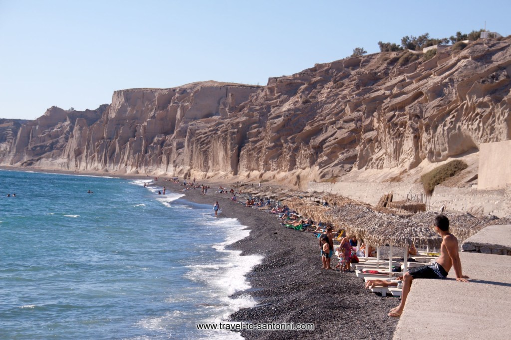 strand santorini