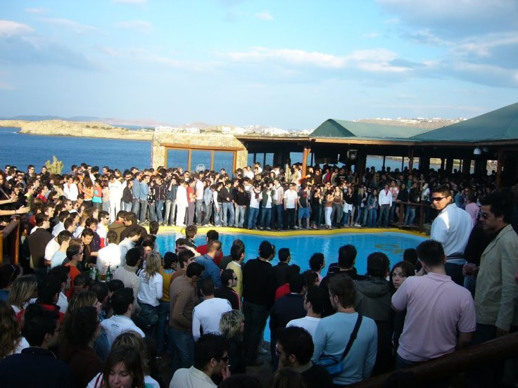 mykonos uitgaansleven zonvakantie cavo paradiso 1