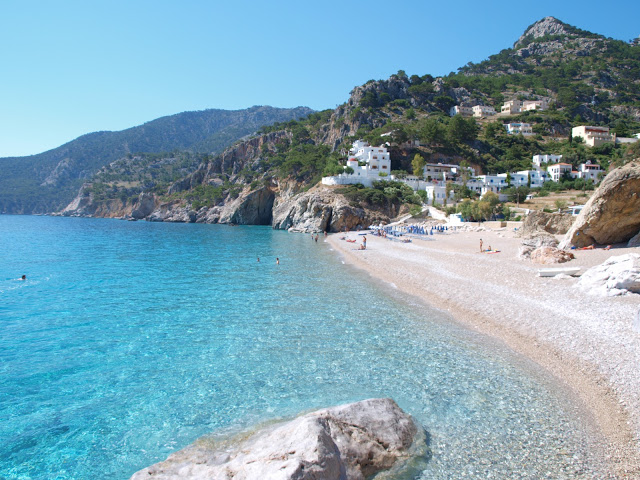 kyra panagia mooi strand karpathos griekenland zonvakantie 001
