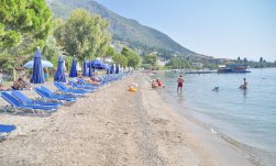 lefkada-beaches-nydri-nidri, strand beach-2 top 10 mooiste stranden lefkas