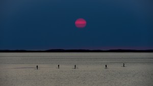 stand-up-paddle-suppen op vakantie in Griekenland